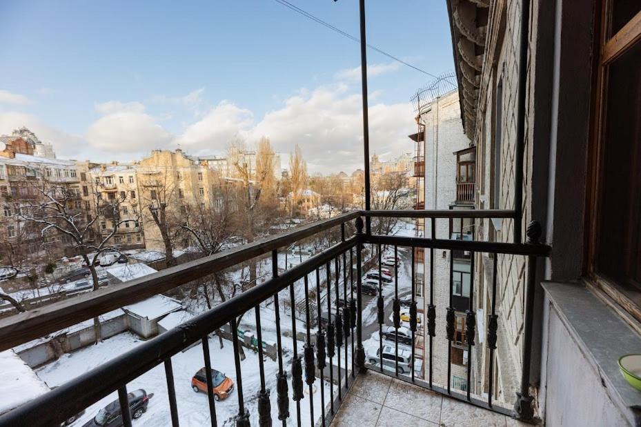 Apartment Arena City 911 Kyiv Exterior photo