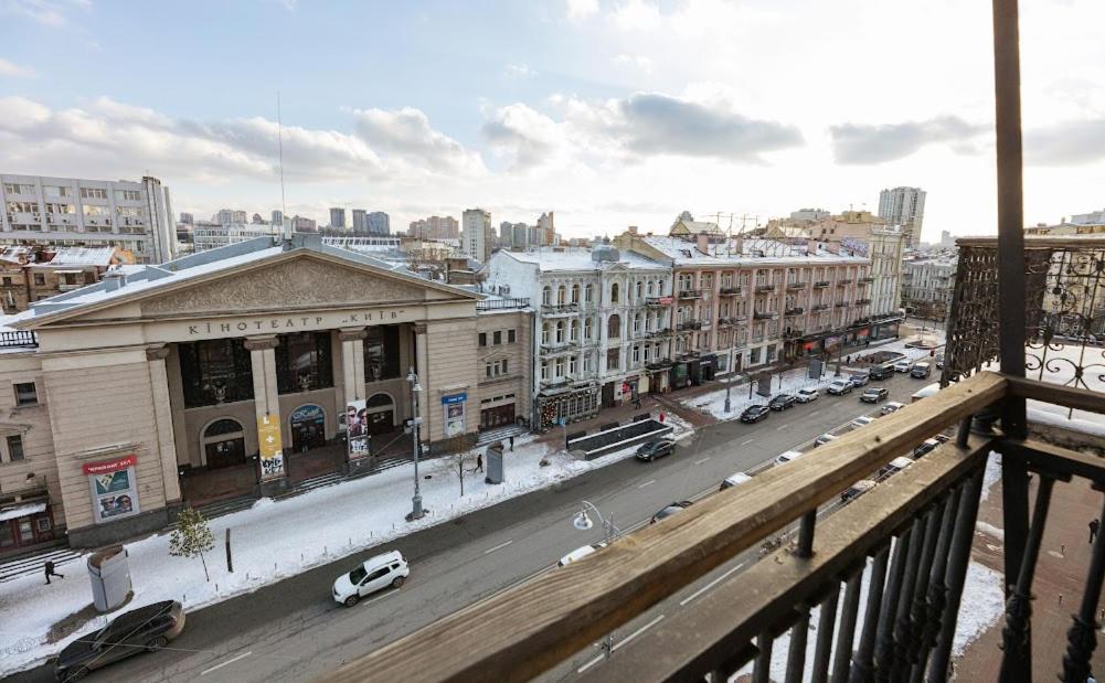 Apartment Arena City 911 Kyiv Exterior photo